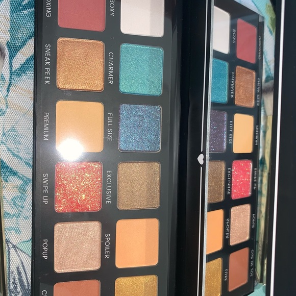 Beauty products make up - Picture 6 of 7